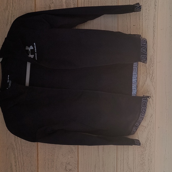 Under Armour Loose Black Zip-Up Jacket - Picture 4 of 6